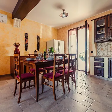 Clara Country Retreat Solarino