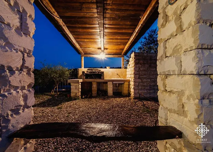 Clara Country Retreat Solarino