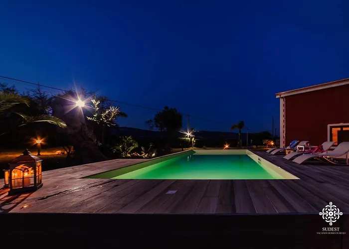 Clara Country Retreat Villa